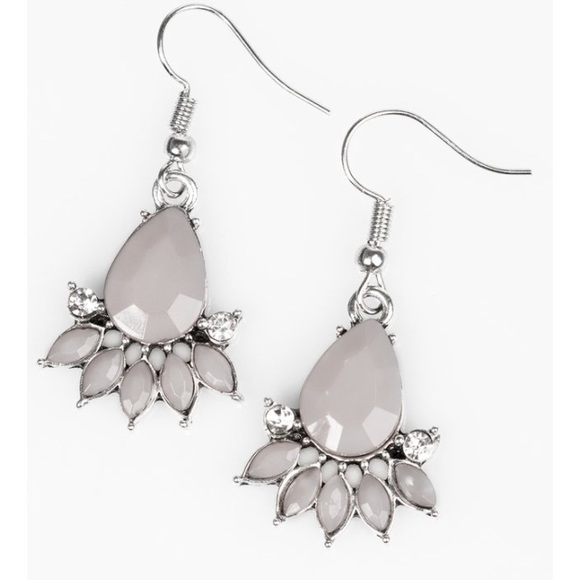Gray & Silver earrings - Picture 1 of 1